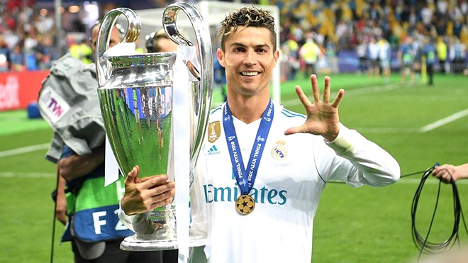 Cristiano Ronaldo là cầu thủ huyền thoại đã từng chơi cho Real Madrid